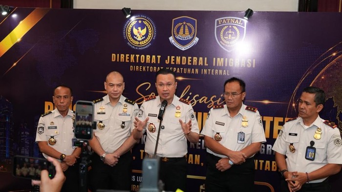 Dirjen Imigrasi Perkuat Integritas Internal Bersama KPK di Surabaya