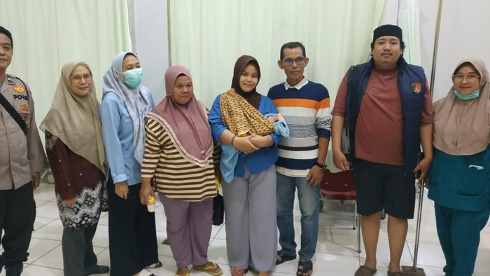 Respons Cepat Polda Sumsel Selamatkan Bayi Telantar di Banyuasin