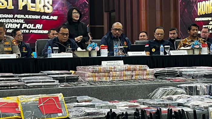 Bareskrim Tetapkan 4 WNI Tersangka di Pusaran Judol Hayam Wuruk, Perannya Mulai Perekrut hingga Pengelola Operasional