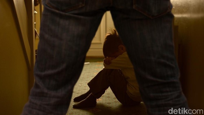 Terdepan.id - Pria di Bogor Diduga Cabuli Bocah Laki-laki Pakai Modus Pinjami HP, Kirim Rekaman ke Orang Tua