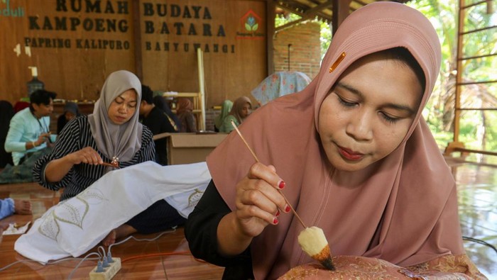 KDM Siapkan Regenerasi Pembatik hingga Penganyam Tradisional di Jabar