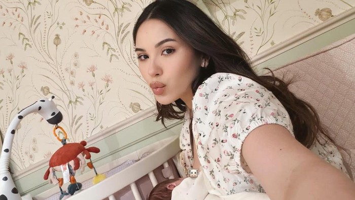 Alyssa Daguise Beri Jawaban Cerdas Atas Komentar Netizen Soal Berat Badan Usai Melahirkan
