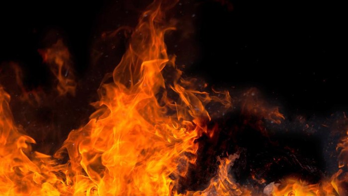 Lapak Rongsok di Bogor Ludes Terbakar, Diduga Akibat Warga Bakar Sampah