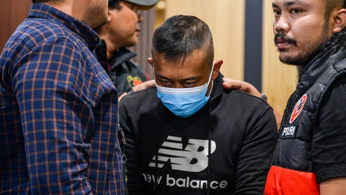 Polda Jabar Tegaskan Taufik Hidayat Ditangkap, Bukan Menyerahkan Diri