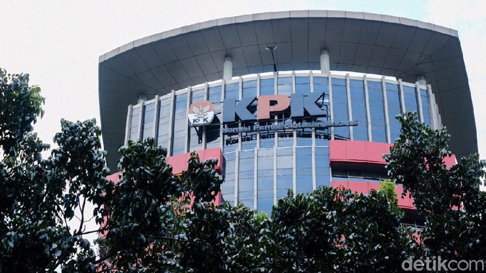 KPK Sita Uang Ratusan Juta Rupiah dalam OTT Bupati Langkat