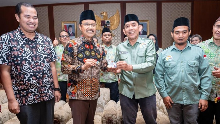 Gus Ipul Ajak SP2MI Bantu Mutakhirkan Data Siswa Program Sekolah Rakyat