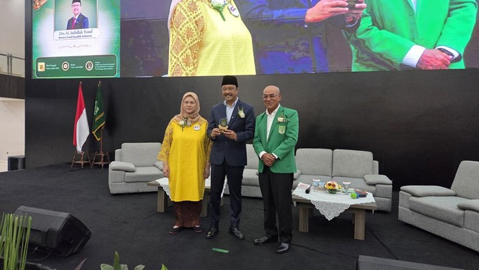 Mensos: Kemiskinan Orang Tua Tak Boleh Jadi Takdir Anak, Negara Hadir Lewat Pendidikan