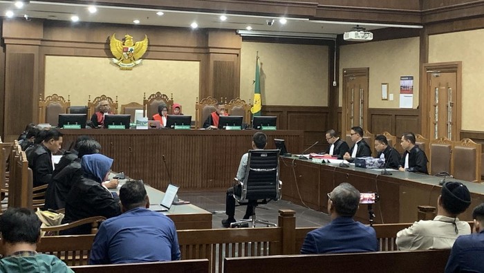 Jaksa Ungkap Suap Rp 4,8 Miliar untuk Mantan Ketua Ombudsman agar Nyatakan Maladministrasi