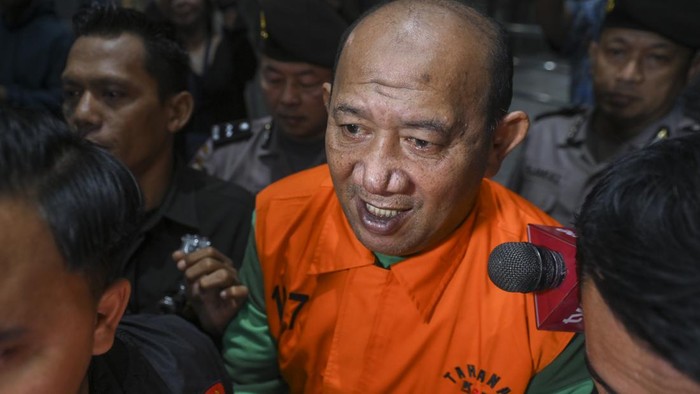 Tanda Tanya Asal-usul 55 Kg Platinum di Mobil Bupati Langkat