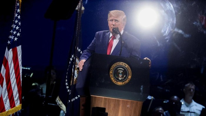 Trump Intervensi FIFA: Minta Kartu Merah Pemain Timnas AS Dianulir demi Laga 16 Besar