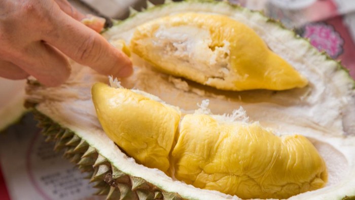 Air Mata di Bandara: Wanita Ini Gagal Membawa Durian Musang King ke Arab Saudi
