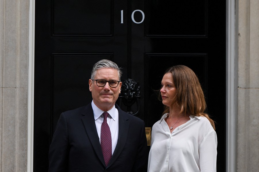 Keir Starmer Mundur dari Jabatan Perdana Menteri Inggris, Janjikan Transisi Kekuasaan yang Tertib