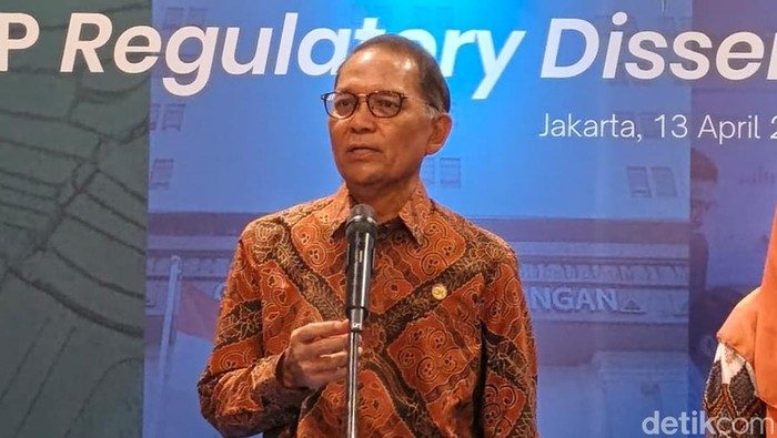OJK Dalami Dugaan 15 Pialang Asuransi Ilegal
