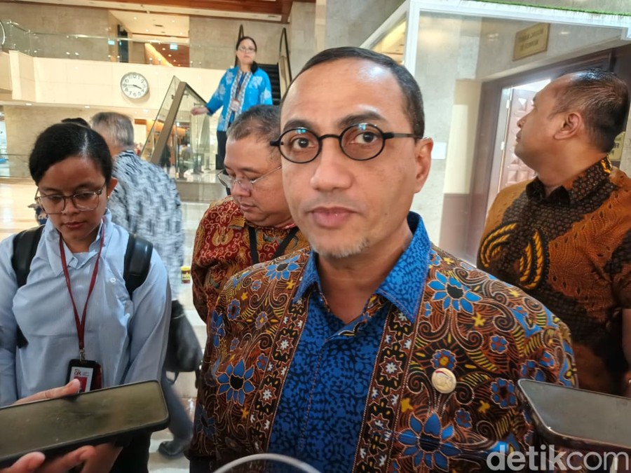 OJK Ingatkan Investor Tetap Tenang Hadapi Pengumuman MSCI, Waspadai Informasi Palsu