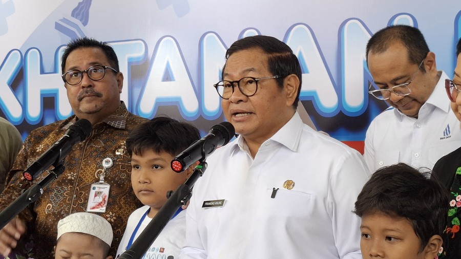 Gubernur DKI Jakarta Pramono Anung Menyebut Penataan Kabel Semrawut Terkendala Kompleksitas, Proses Bertahap Dimulai