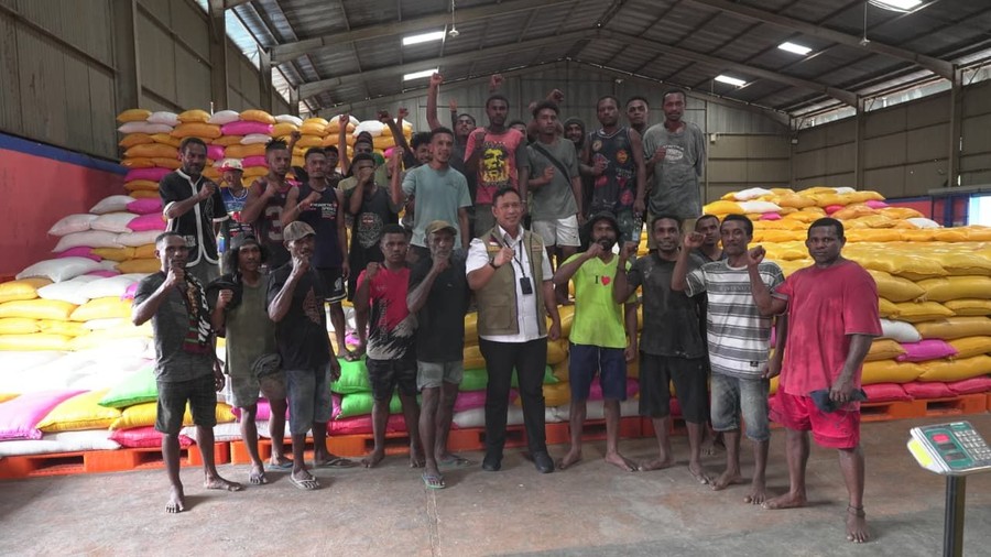 BULOG Targetkan Stok Beras Papua Naik 3 Kali Lipat, Sinergi dengan TNI