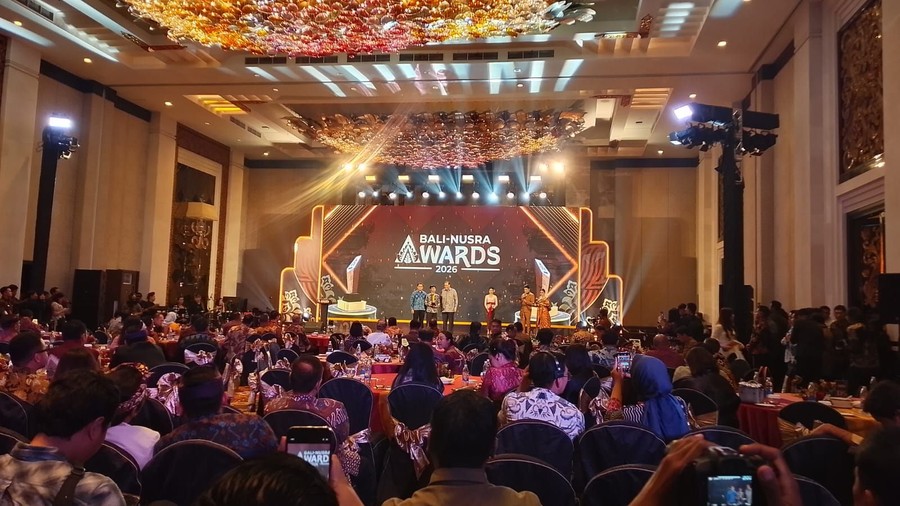 Ajang penghargaan yang digelar media kami di Grand Ballroom The Trans Resort Bali, Kuta Utara, Badung, Bali, telah sukse