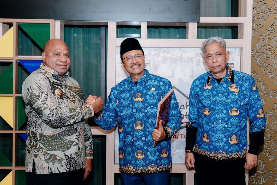 Menteri Sosial Saifullah Yusuf, yang akrab disapa Gus Ipul, menekankan pentingnya kejujuran sebagai fondasi utama progra