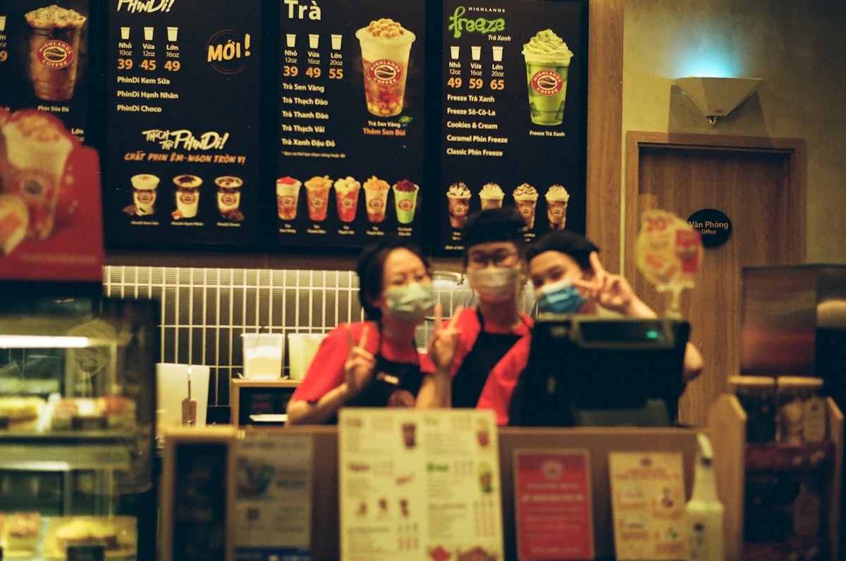 Generasi Milenial dan Revolusi Kopi Kekinian: Dari Kafe Instagramable sampai Kopi Spesialti Nusantar