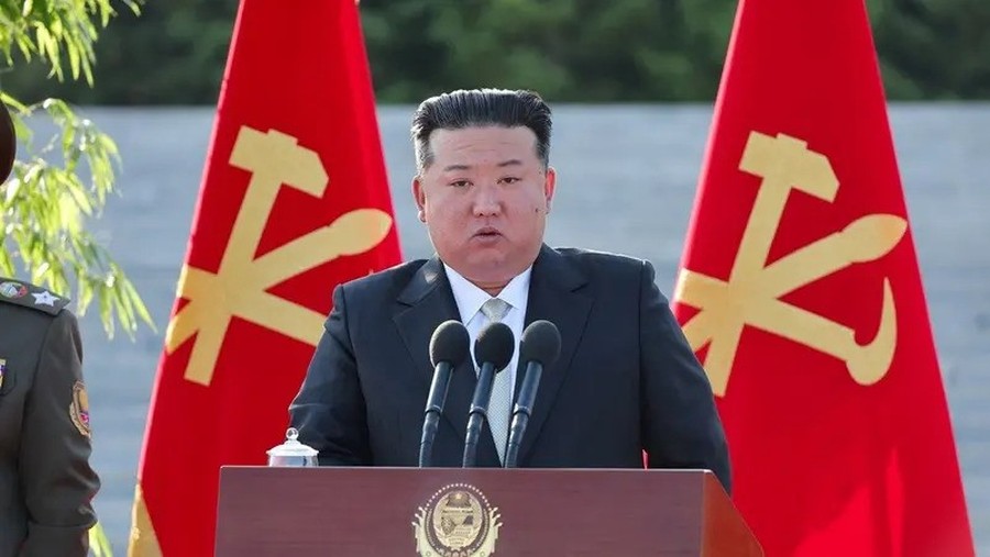 Kim Jong Un Serukan Percepatan Kekuatan Militer di Tengah Memanasnya Semenanjung Korea
