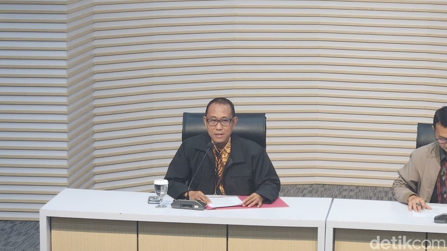Kasus dugaan korupsi kembali mencoreng wajah pemerintahan daerah. Komisi Pemberantasan Korupsi (KPK) resmi menetapkan Bupati Langkat, Syah Afandin, sebagai tersangka dalam perkara suap pengadaan proyek di lingkungan Pemerintah Kabupaten Langkat. Penetapan ini menjadi babak baru dari rangkaian penyelidikan yang telah berlangsung intensif.