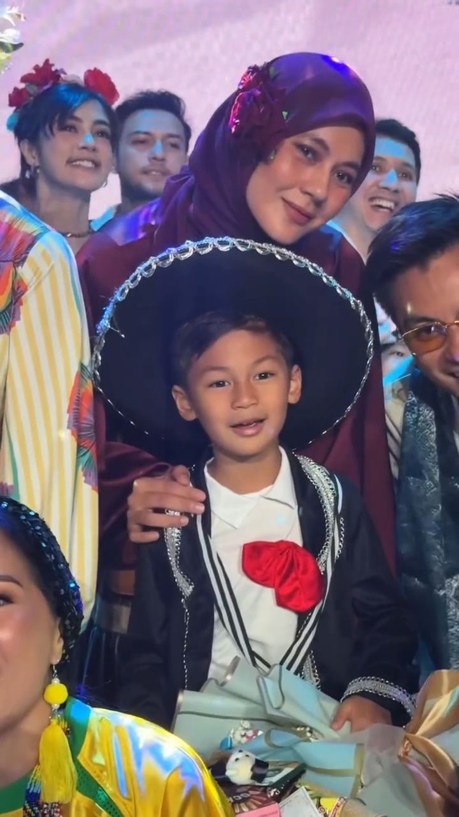 Kebersamaan Orang Tua di Momen Istimewa