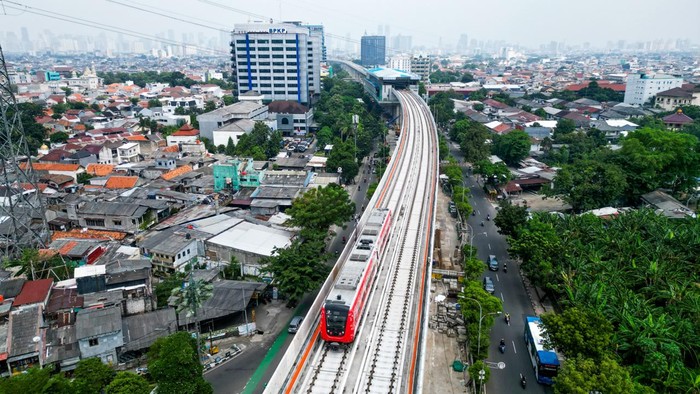 Waskita Karya Catat 7,5 Juta Jam Kerja Selamat di Proyek LRT Jakarta 1B