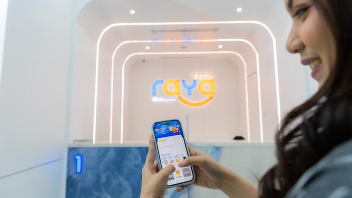 Bank Raya Luncurkan Program Lelang Raya Poin, Beragam Hadiah Menanti