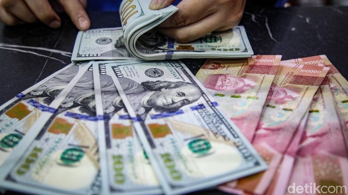 Nilai Tukar Dolar AS Tembus Rp 17.813 di Pembukaan Pasar