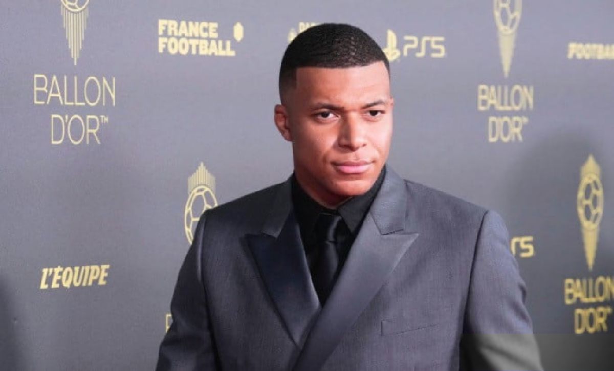 Mbappe Difavoritkan Raih Ballon d'Or 2026, Krisdayanti Curi Perhatian Konser Afgan