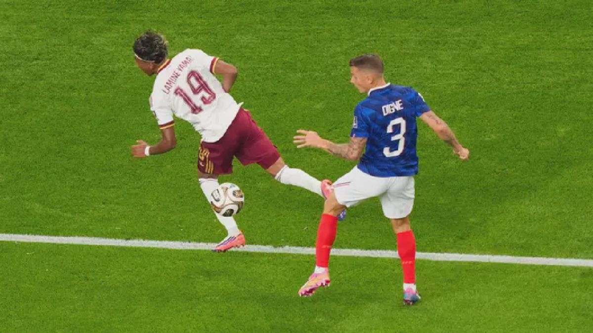 Spanyol Raih Penalti Krusial usai Digne Langgar Yamal di Semifinal