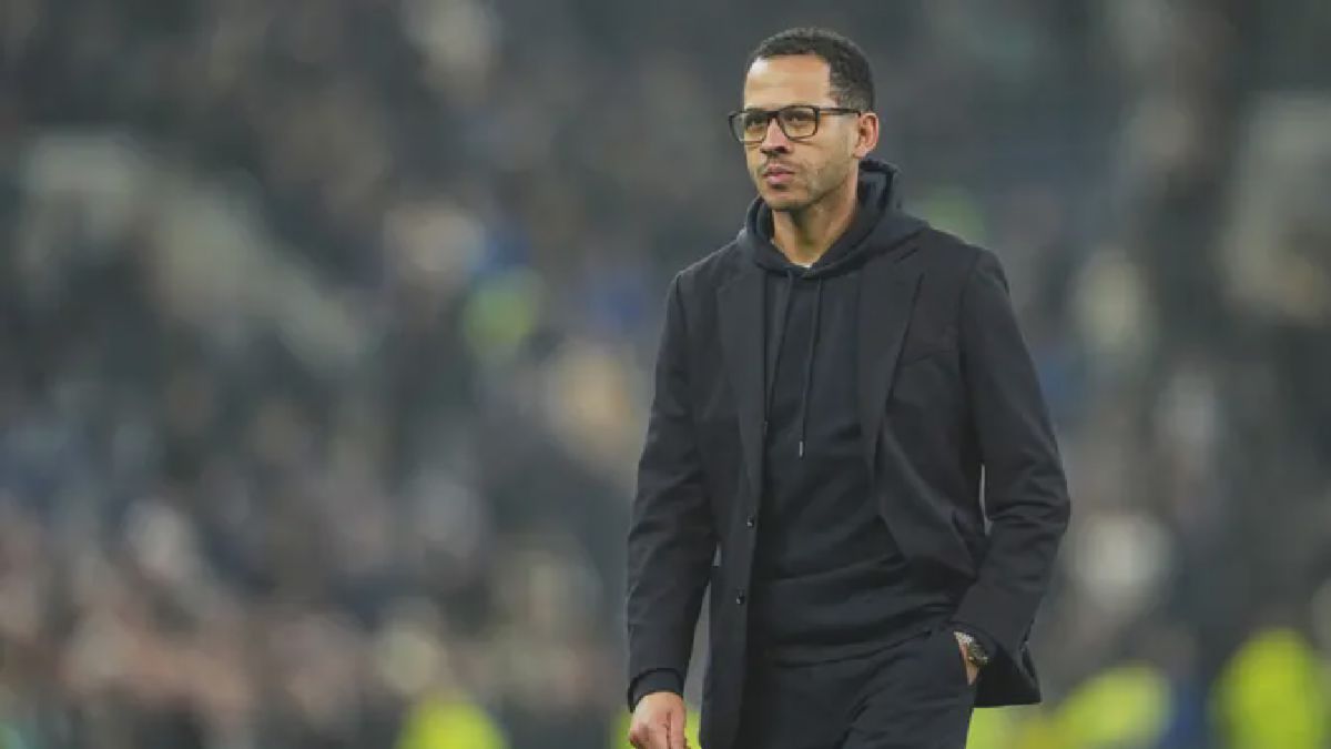 Liam Rosenior Tinggalkan Lapangan Usai Chelsea Dikalahkan Everton